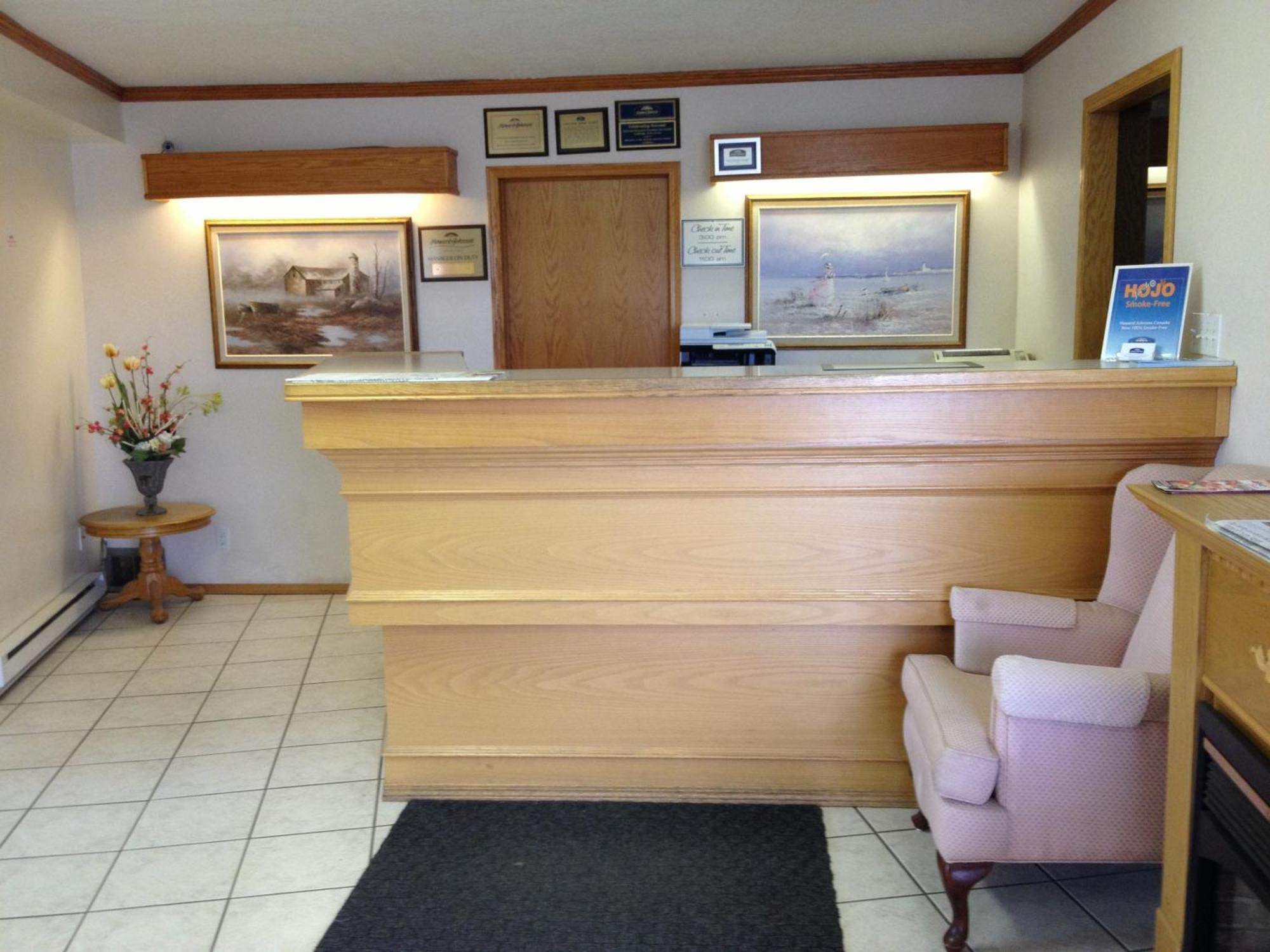 Knights Inn Lethbridge Zewnętrze zdjęcie